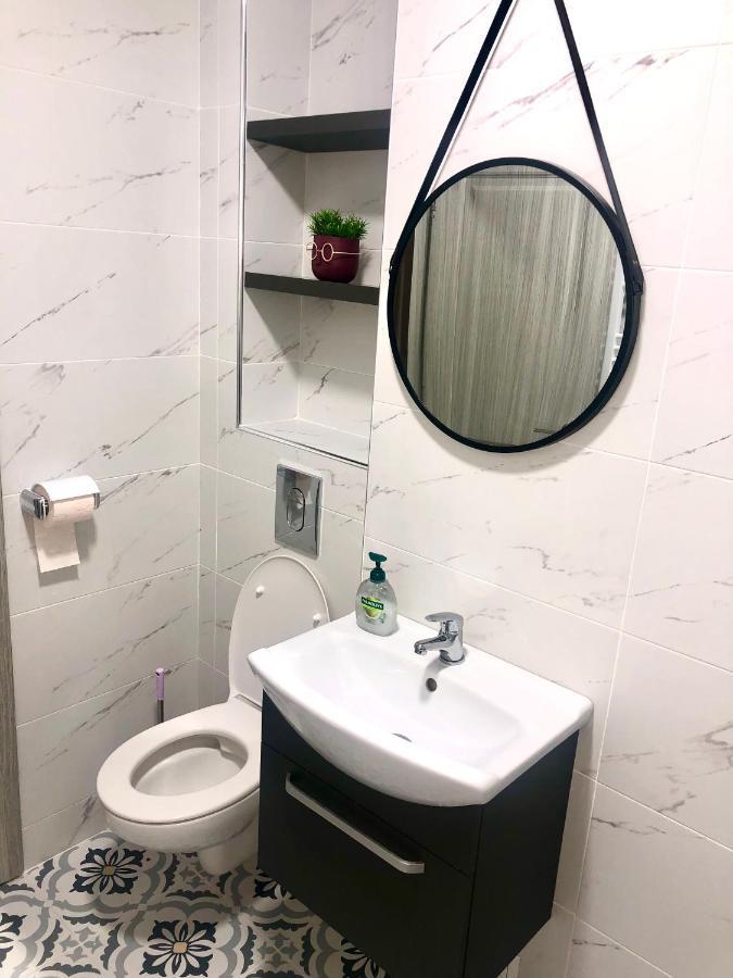Holiday Apartments Galaţi Dış mekan fotoğraf